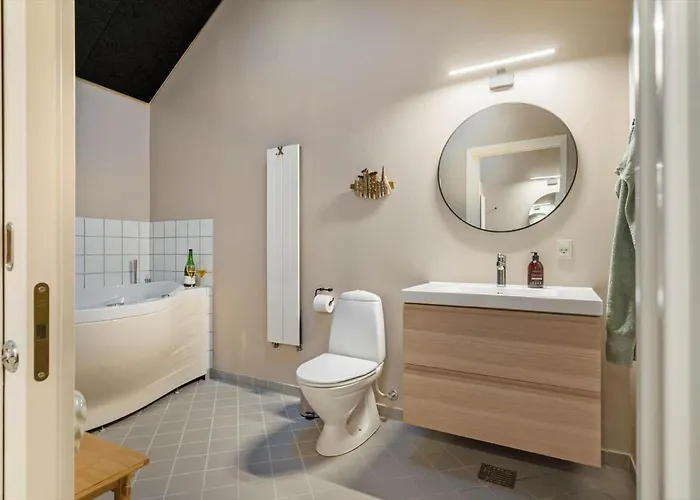 Prázdninový dům 701-hvide-sande-slusen-1 *